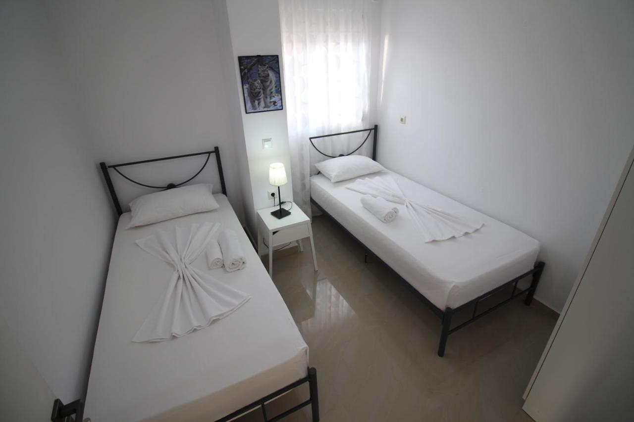 Nefeli Apartments Саранда Экстерьер фото